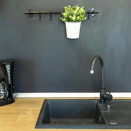 Ultracentral Studio: Explore The In Style * Bucharest