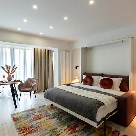 Ultracentral Studio: Explore The In Style Bucharest