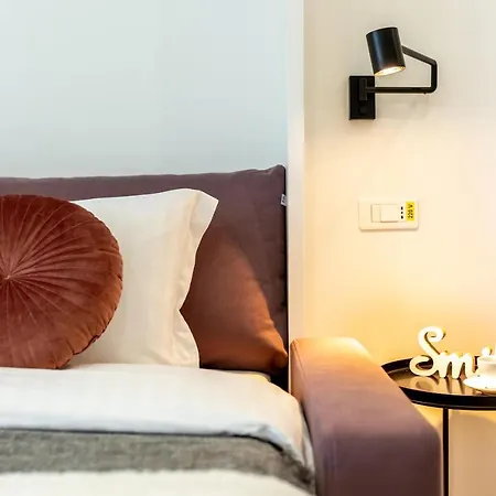 Ultracentral Studio: Explore The In Style *