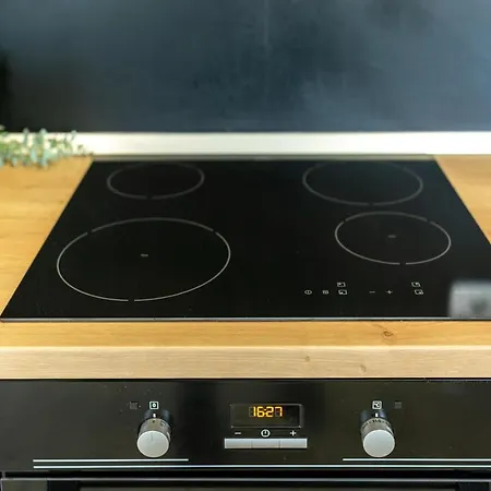 Ultracentral Studio: Explore The In Style *