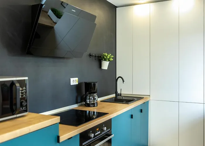 Ultracentral Studio: Explore The In Style *