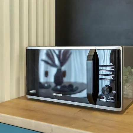 Ultracentral Studio: Explore The In Style Appartement *
