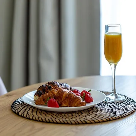 Ultracentral Studio: Explore The In Style Apartament *