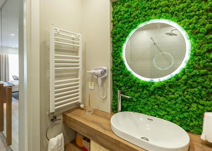 Ultracentral Studio: Explore The In Style